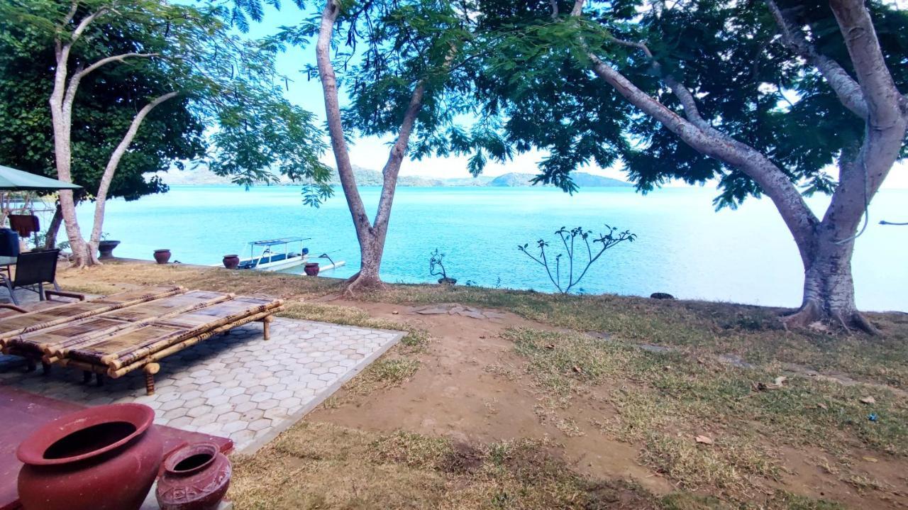 Khabita Beach Resort Lembar  Exterior foto