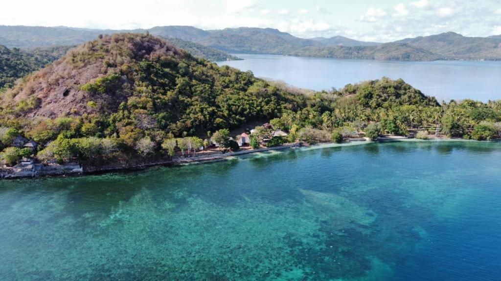 Khabita Beach Resort Lembar  Exterior foto